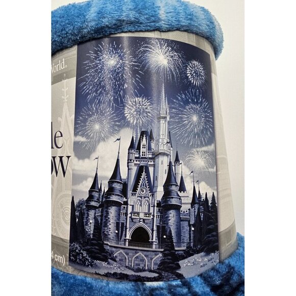 New - Walt Disney World Cinderella Castle Throw Blanket, 40" x 60" - Picture 5 of 8